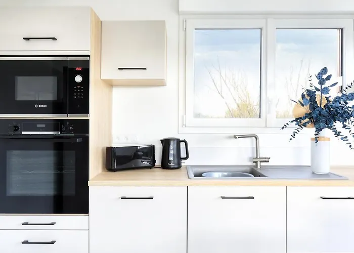 Chez Marie Et Philippe - 1km De La * Les Moitiers-d'Allonne